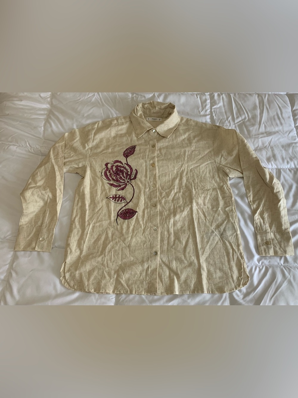 Pre Owned Mango beige linen shirt size 6